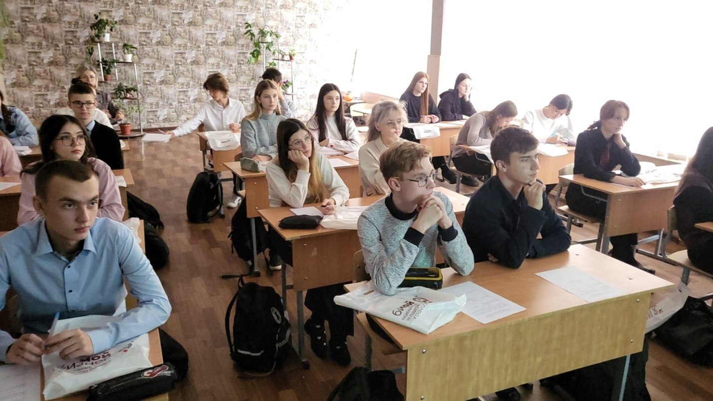 Проект «Путь к бизнесу» закончил свое путешествие по школьным аудиториям