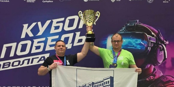 Лучший в фиджитал-сквоше