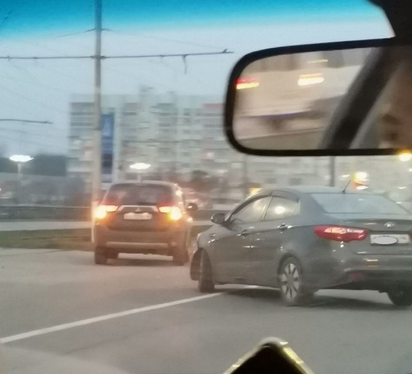 Аварии в Курске осложнили движение