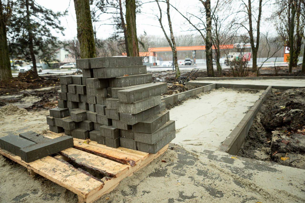 Для безопасности юных курян в сквере «Интернациональный» поставят забор