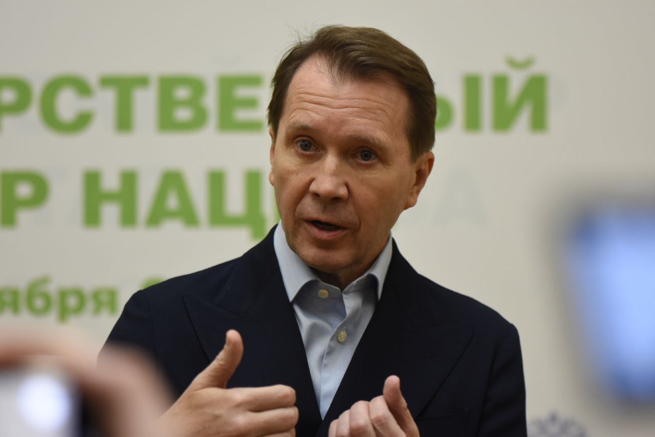 Евгений Миронов перед спектаклем ответил на вопросы курских журналистов