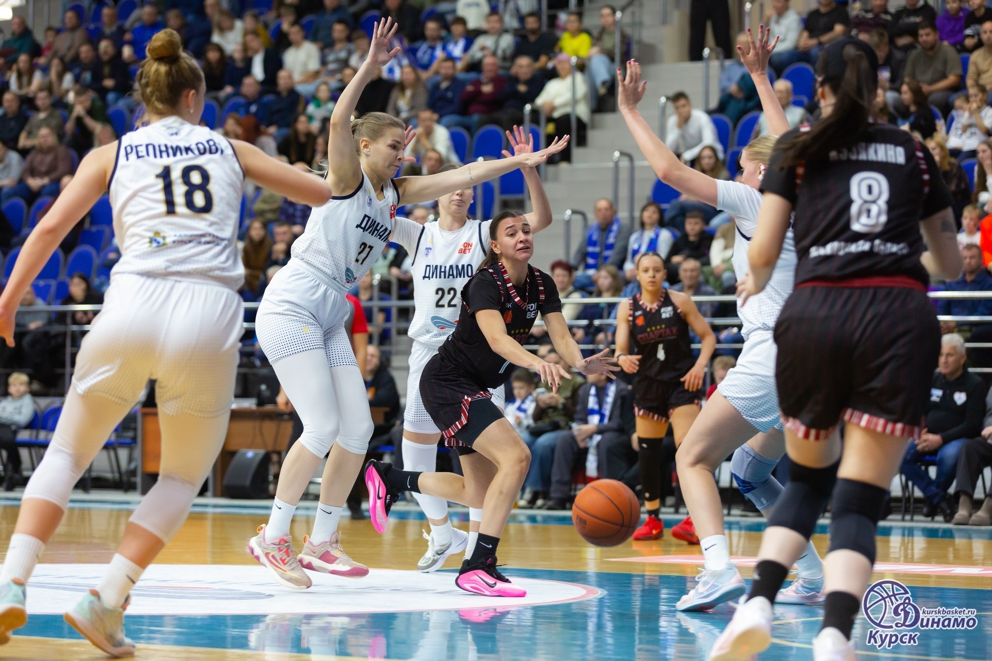 ВАЖНАЯ ПОБЕДА НАД МБА. Курское «Динамо» выиграло непростой матч против столичного клуба МБА-МГУСиТ - 72:69 (21:14, 12:15, 18:15, 21:25)