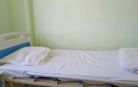 Куряне жалуются на очереди в медцентре Атлант, Минздрав обещает контроль