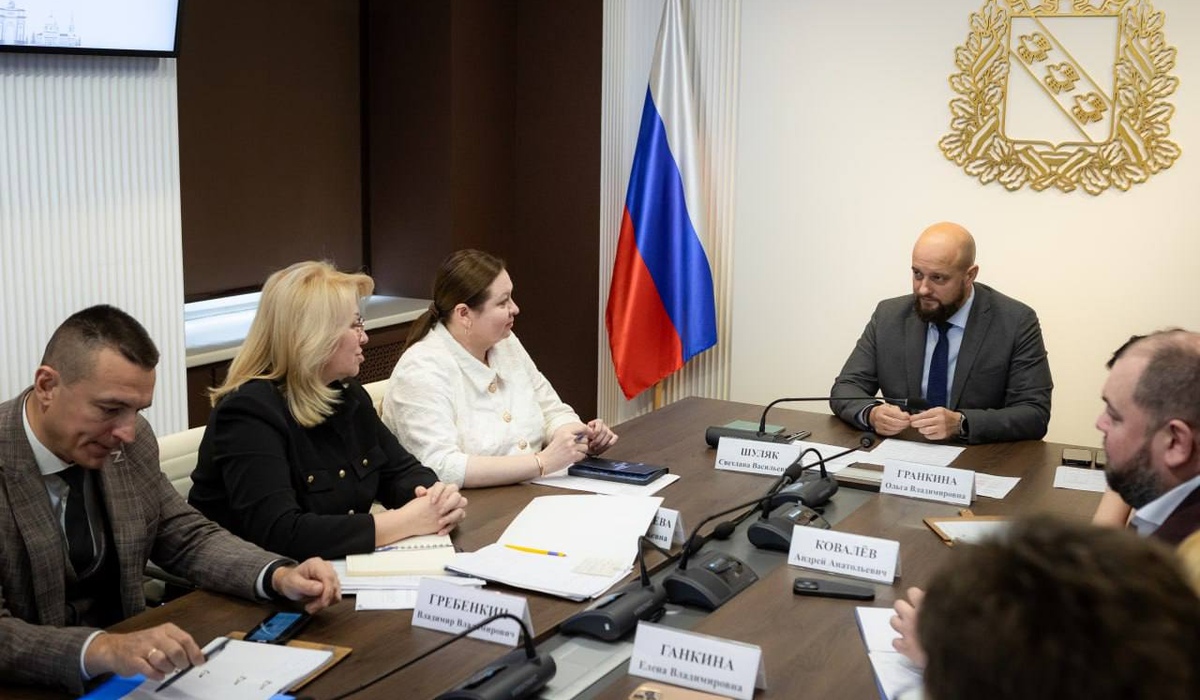 Мэр Курска Маслов вникнет в проблемы гаражных кооперативов