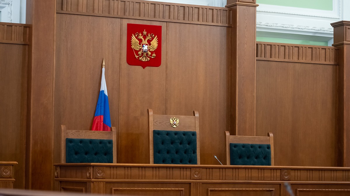 ВККС разрешила возбудить дело о взятке против зампреда суда Курска Петровой