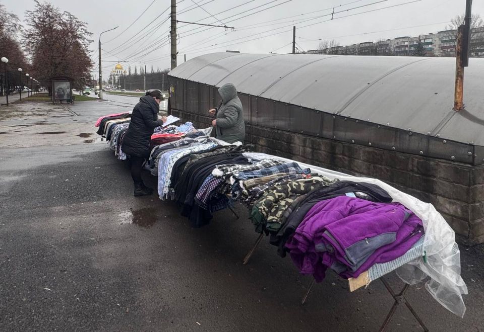 Сотрудники комитета предпринимательства, потребительского рынка и развития общественных пространств провели рейд по пресечению несанкционированной торговли на улицах