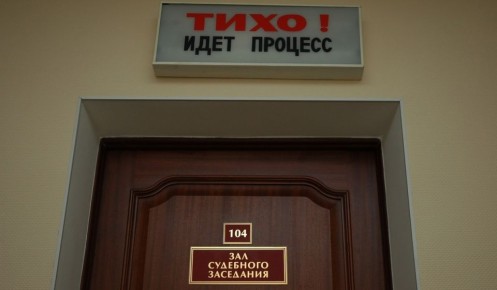 В Дмитриеве из-за аварии произошла утечка большого объема питьевой воды