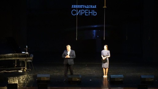  :   80-    ,            .    