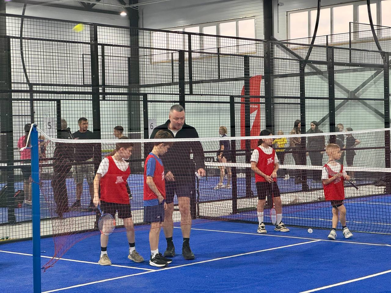 В Курске юные бадминтонисты соревнуются на спартакиаде «Сборная школы»