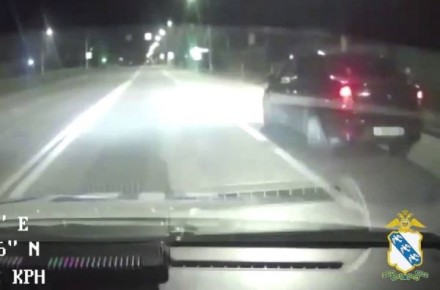 В Курске экипажи ГАИ устроили ночную погоню за пьяным водителем