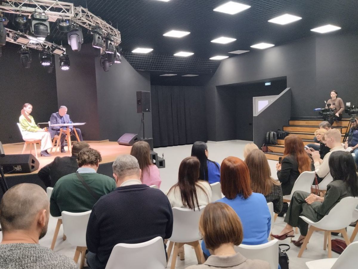 Вопрос «Курских новостей» про YouTube вернул Александра Хинштейна в прошлое