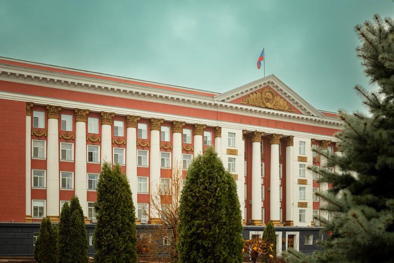 Александр Хинштейн подвел итоги работы на посту губернатора Курской области