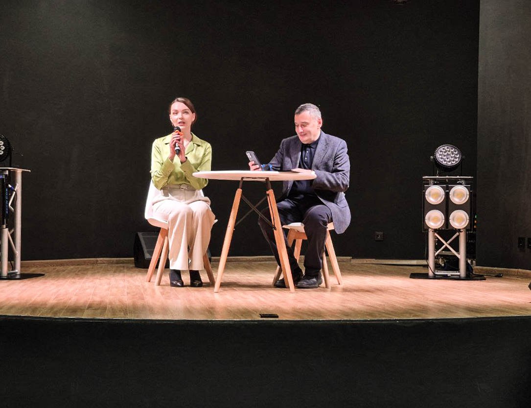 Губернатор Курской области дает пресс-конференцию