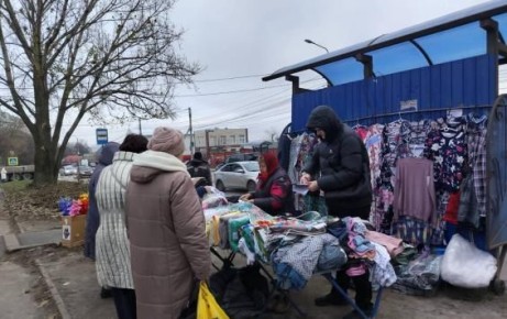 В Курске за два рейда выявили 13 случаев нелегальной уличной торговли