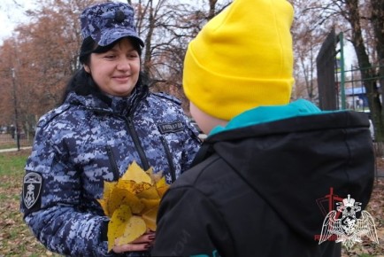 В Управлении Росгвардии по Курской области прошла акция «С любовью к маме»