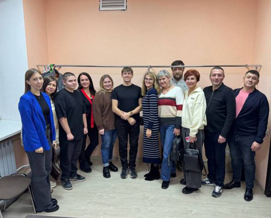 Комик Алексей Щербаков пригласил на свое выступление курских волонтеров