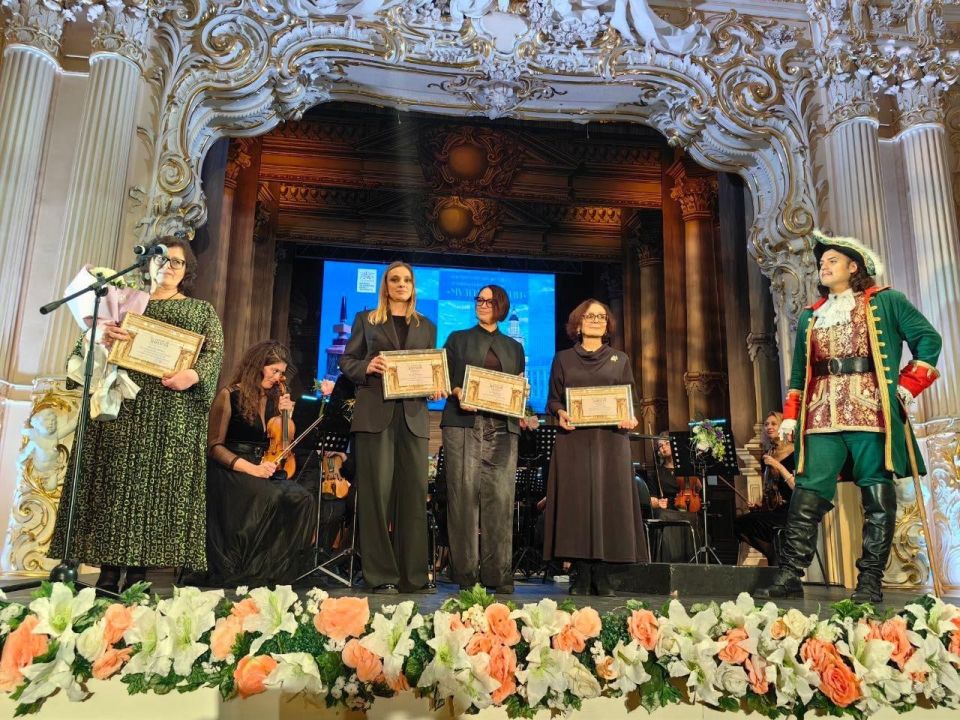 ������� ��������� ������� ����� ���������� ������� � �����-������� ���!