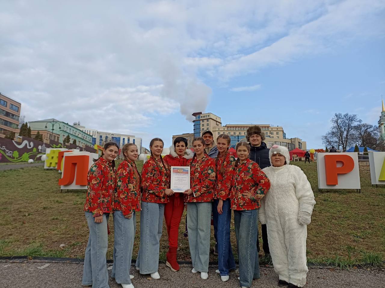 Виктор Петров: В минувшую субботу наш район принял участие в Фестивале районов, который проходил в городе Курске на Полугоре