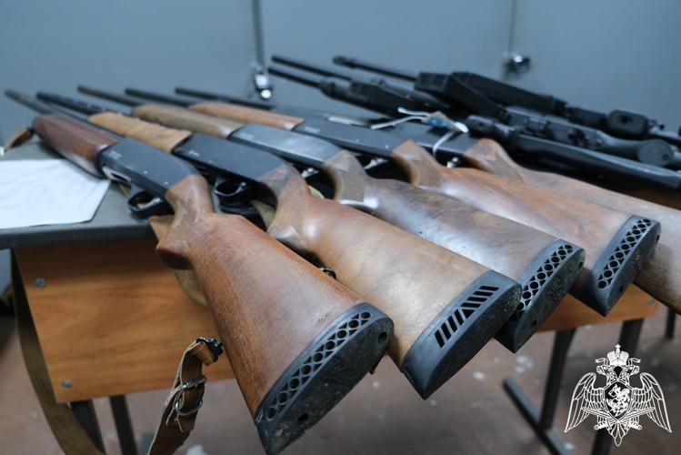 Росгвардия напоминает о возможности сдачи оружия для нужд СВО