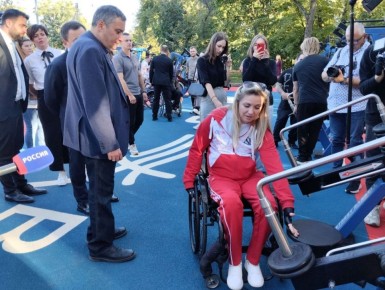 Доступная среда в Курске: как город адаптирует инфраструктуру для людей с ограниченными возможностями