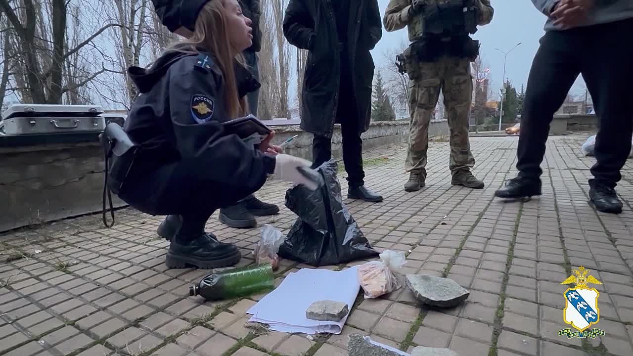 250 тысяч рублей вымогали у курчатовца двое местных жителей