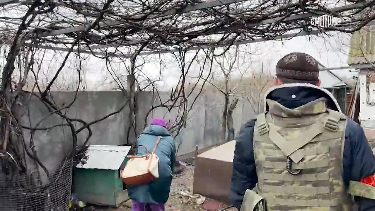 "Мы будем восстанавливать все, что разрушено врагом": губернатор Курской области Александр Хинштейн в интервью "России 24" рассказал о вторжении ВСУ в регион и поврежденных жилых домах