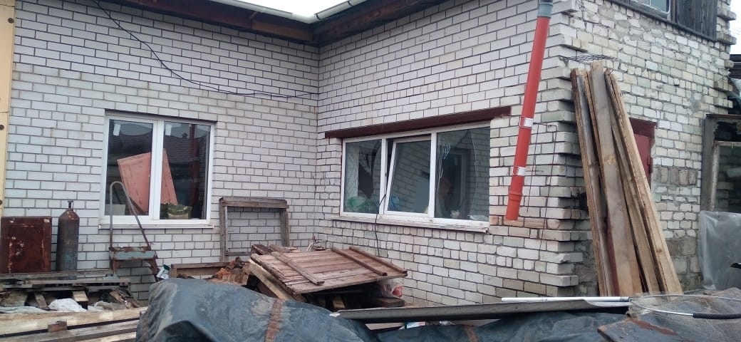 В Курске опубликовали фотографии повреждений после ночной атаки ВСУ