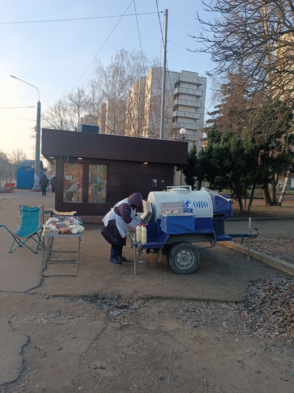 Комитет предпринимательства, потребительского рынка и развития общественных пространств продолжает бороться с незаконной уличной торговлей