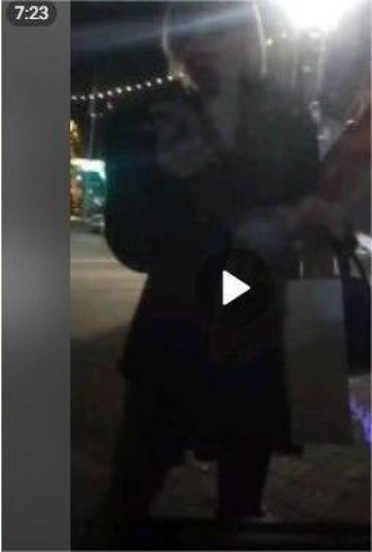 Отказ таксиста перевезти детей без кресла привёл к погрому на улице Ленина в Курске