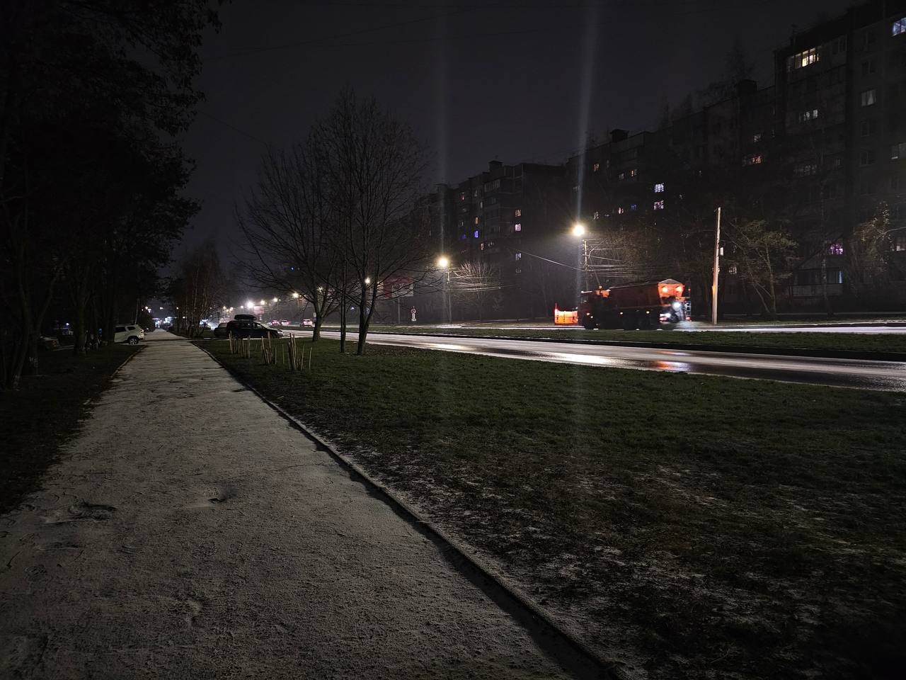 Дорожники и работники ЖКХ готовы к первому снегу