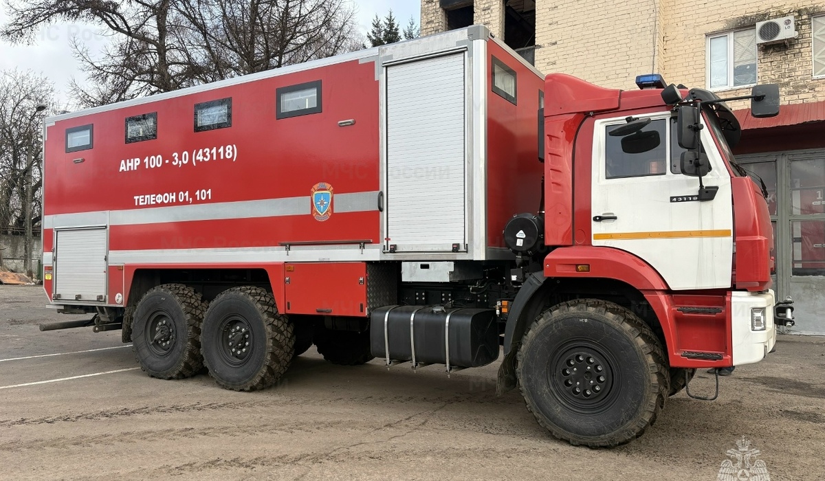В Курской области спасатели получили пожарный насосно-рукавный автомобиль