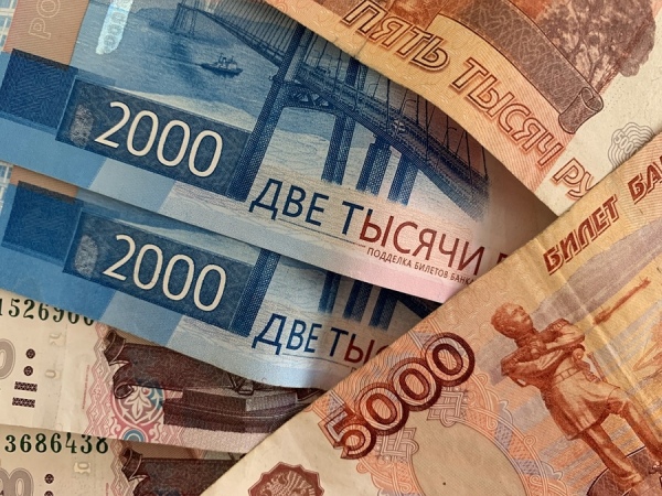 На повышение зарплат курских учителей в бюджете предусмотрено 2 млрд рублей