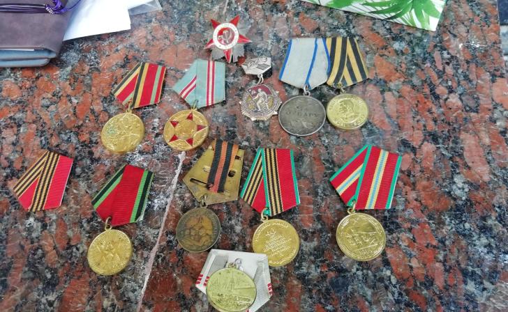 Курские депутаты предложили поднять штрафы за незаконное ношение наград