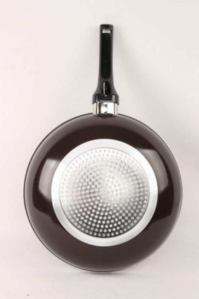 Курянка избила сожителя сковородкой