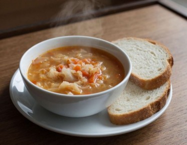 Курские студенты хотят вернуть в меню щи из рыбы и яблочный хлеб