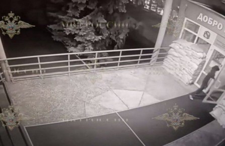 Подростка, ворвавшегося в школу Курска с молотком и ножами, будут судить за покушение на теракт