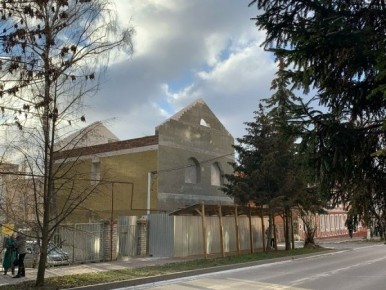 В Курске на месте снесенного дома мещанки Ковалевой возвели бетонную коробку