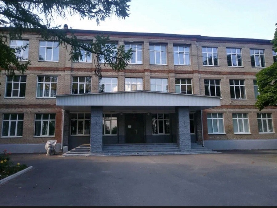 Уполномоченный по правам ребенка в Курской области Наталья Листопадова рассказала о состоянии мальчика, которого ударил ножом в спину одноклассник во время урока в школе