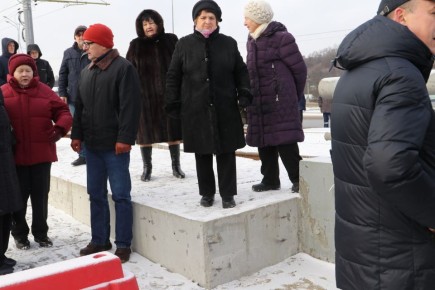 Трамвайная остановка "Кировский мост" открыта для пассажиров