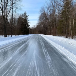 ГАИ предупреждает курян о снегопаде и гололеде