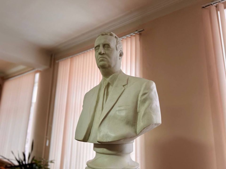 � ������ ������� ���� �������� ����������� ������� ���������