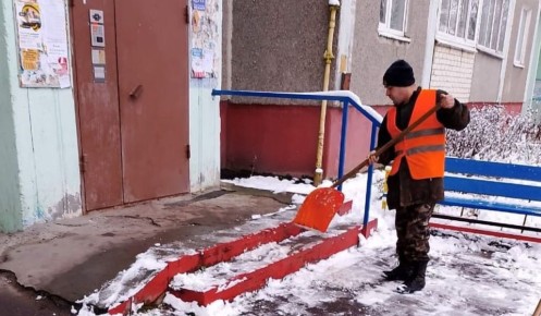 В Курске выявили нарушения благоустройства на 16 дворовых территориях