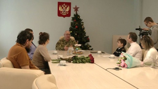 В Курской области вручили награды детям, проявившим смелость в условиях боевых действий