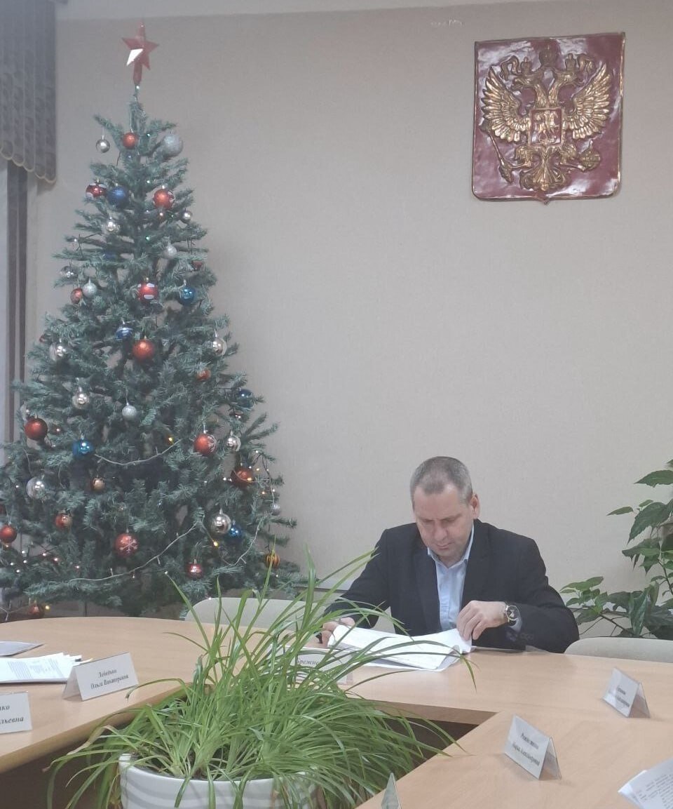 В комитете социальной защиты населения Курска прошло заседание Межведомственной комиссии под руководством Сергея Брежнева