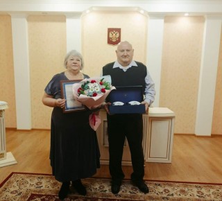 В преддверии дня работников органов ЗАГС состоялось торжественное чествование золотых юбиляров семейной жизни Селезневых Бориса Викторовича и Татьяны Николаевны