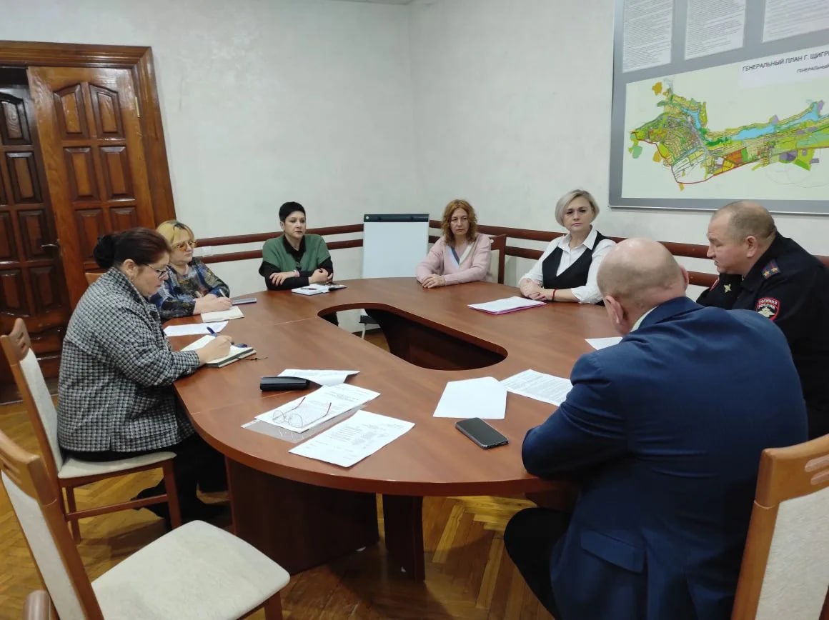 Сергей Черников: Друзья, подводим итоги.. Сегодня под моим председательством прошло итоговое заседание антинаркотической комиссии нашего города