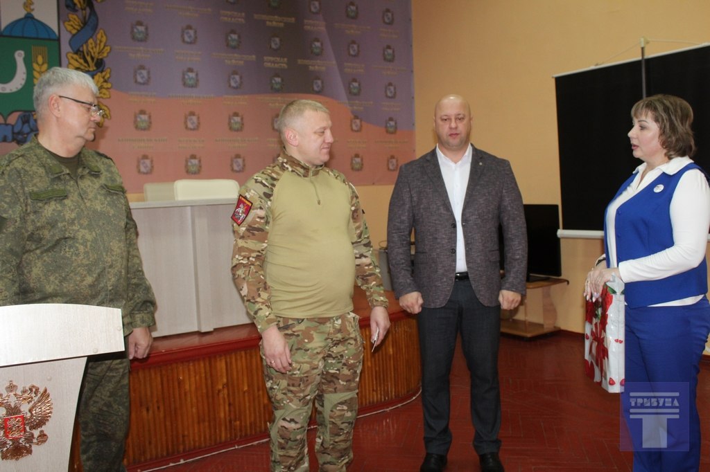 Дмитрий Новиков: Сегодня, вручил Орден Мужества участнику специальной военной операции Андрею Афанасенко