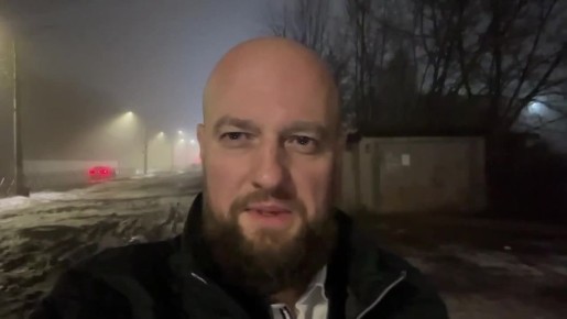 Глава Курска пообещал убрать самовольные гаражи и обустроить тротуар на Веспремской