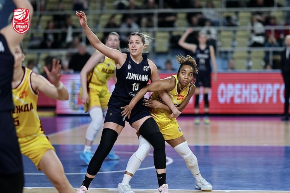 Курские баскетболистки выиграли свои матчи в Премьер и Суперлиге