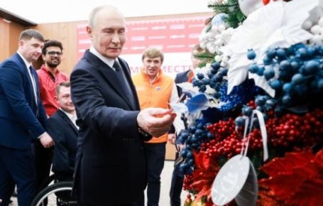 Белоусов принял участие в акции "Елка желаний"